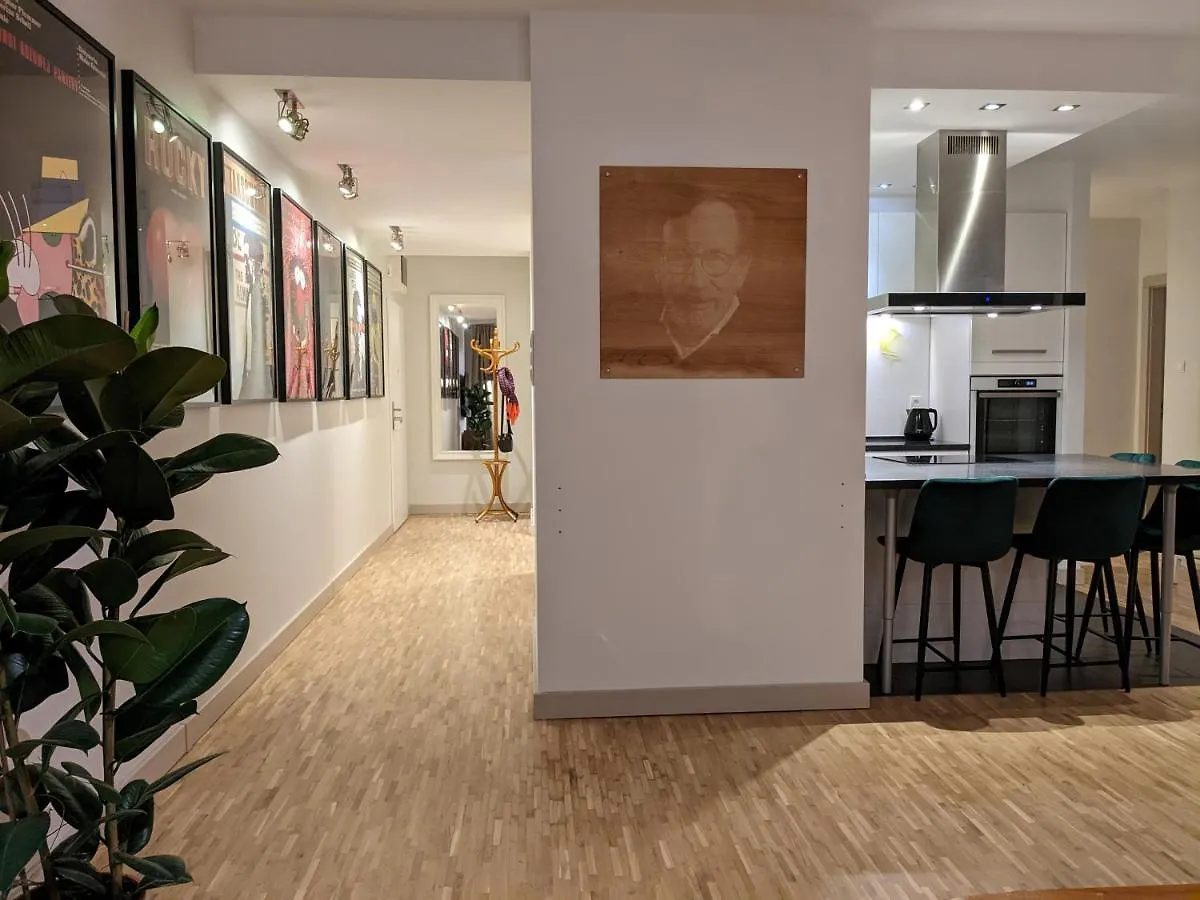 Spielberg 2 Bedroom Apartment ワルシャワ ポーランド